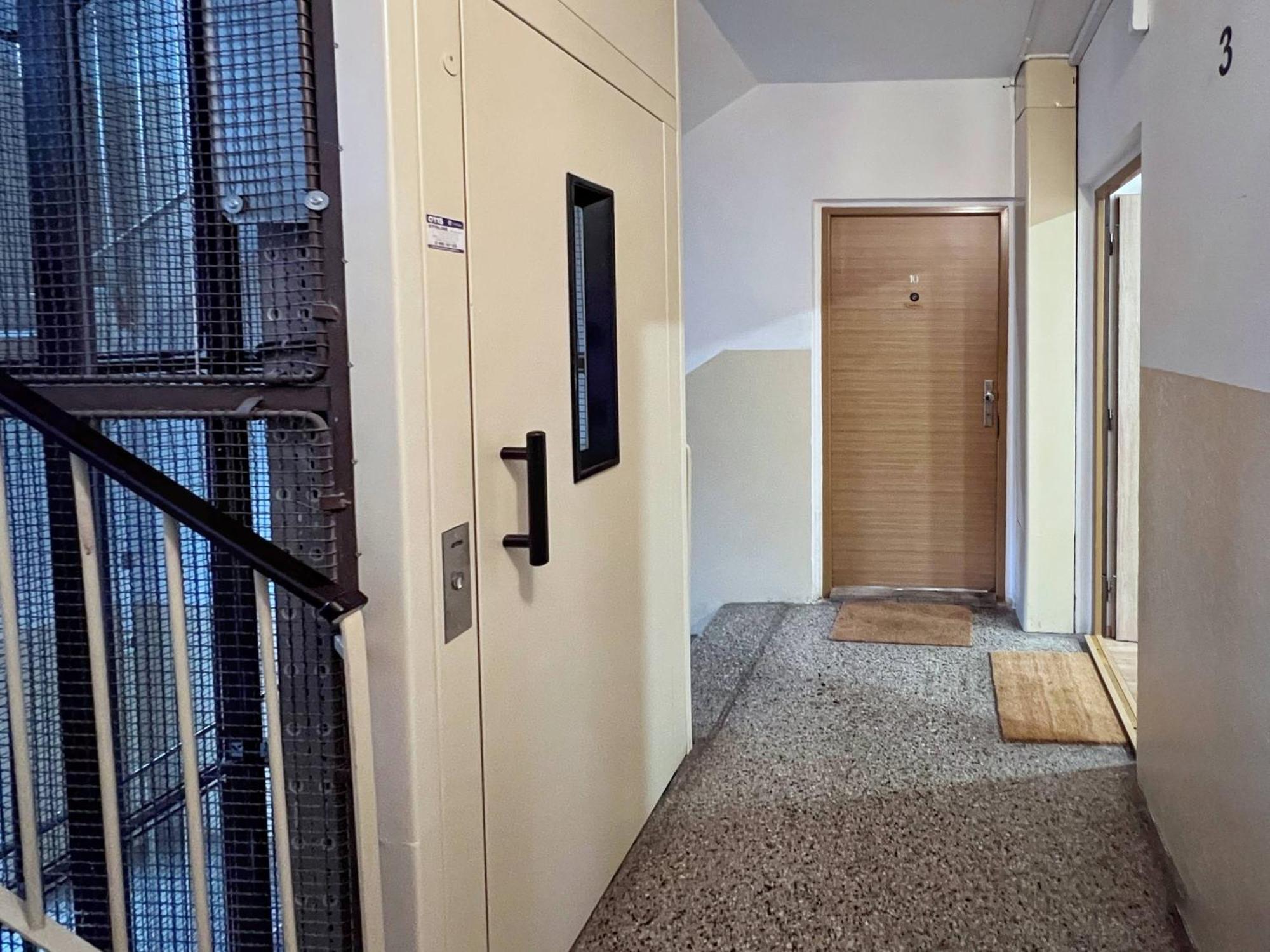 Jana'S Wow Apt, 3 Room, Free Parking, 15'Airpt, 25'City Praag Buitenkant foto